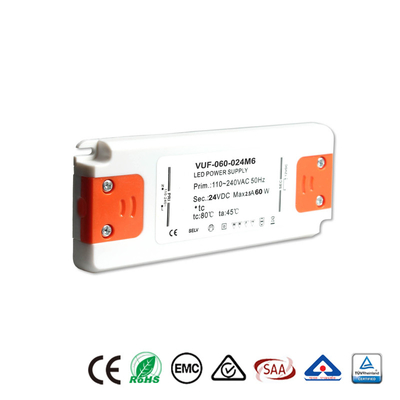 Fahrer 24V der Klassen-2 LED Plastikstromversorgung DCs 60W für LED-Streifen-Licht