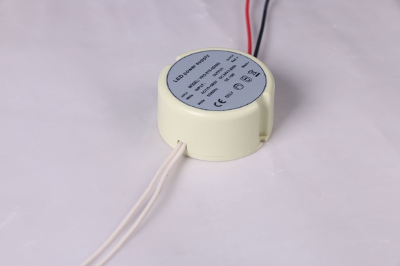 Runde Plastik-LED Stromversorgung des Fall-IP20 des Fahrer-12V 15W für Streifen-Licht
