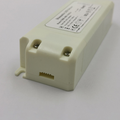 Leichte TRIAC IP20 Dimmable-Stromversorgung, Streifen-Fahrer 1500mA Dimmable LED